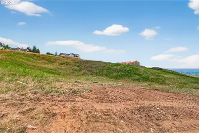 207 Jordan View Dr, Woodland, WA 98674 - Photo 6