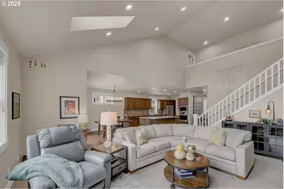 2138 Country Haven Dr, Eugene, OR 97408 - Photo 8