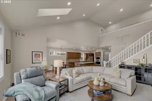 2138 Country Haven Dr, Eugene, OR 97408 - Photo 8