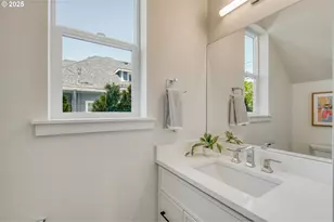 6810 NE 6th Ave, Portland, OR 97211 - Photo 12