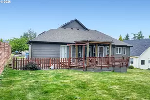 630 NW Klickitat St, Camas, WA 98607 - Photo 32