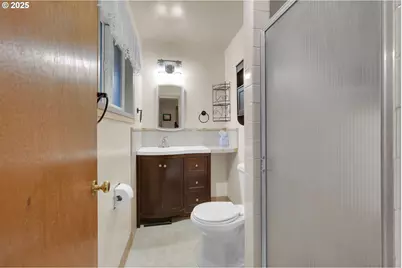 2617 Fulton St, Albany, OR 97322 - Photo 16