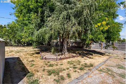 2617 Fulton St, Albany, OR 97322 - Photo 32