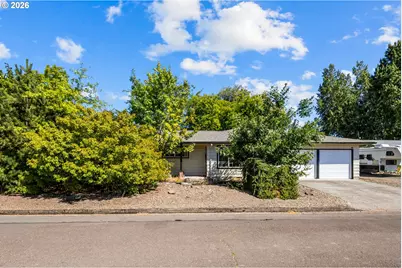 2617 Fulton St, Albany, OR 97322 - Photo 1