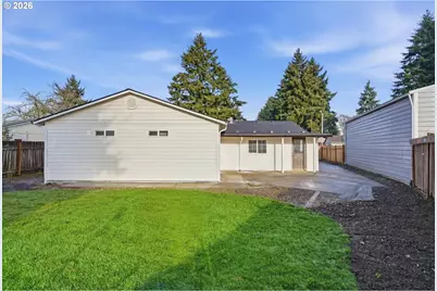 3870 SE Walnut St, Hillsboro, OR 97123 - Photo 36