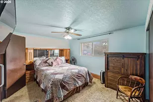 2031 Kincheloe Ln, Myrtle Point, OR 97458 - Photo 20