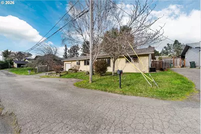 2031 Kincheloe Ln, Myrtle Point, OR 97458 - Photo 4