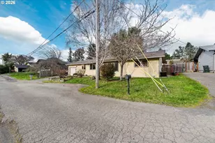 2031 Kincheloe Ln, Myrtle Point, OR 97458 - Photo 4