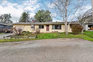 2031 Kincheloe Ln, Myrtle Point, OR 97458 - Photo 2