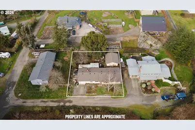 2031 Kincheloe Ln, Myrtle Point, OR 97458 - Photo 6