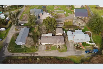 2031 Kincheloe Ln, Myrtle Point, OR 97458 - Photo 4