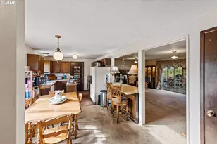 2031 Kincheloe Ln, Myrtle Point, OR 97458 - Photo 10