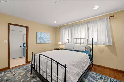 7929 SW 4th Ave, Portland, OR 97219 - Photo 14