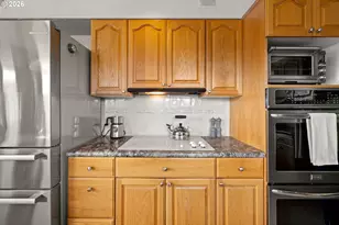 7929 SW 4th Ave, Portland, OR 97219 - Photo 12