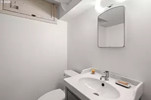 7929 SW 4th Ave, Portland, OR 97219 - Photo 30