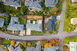 7929 SW 4th Ave, Portland, OR 97219 - Photo 36