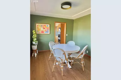 7929 SW 4th Ave, Portland, OR 97219 - Photo 8