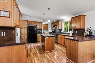 23998 Hwy 20, Philomath, OR 97370 - Photo 12