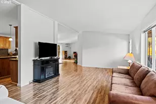 23998 Hwy 20, Philomath, OR 97370 - Photo 10