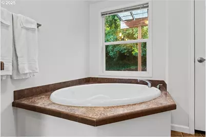 23998 Highway 20, Philomath, OR 97370 - Photo 20