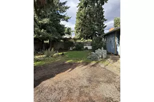 1205 Mill St, Springfield, OR 97477 - Photo 6