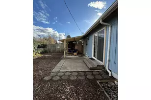 1205 Mill St, Springfield, OR 97477 - Photo 22