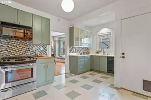 8547 N Oswego Ave, Portland, OR 97203 - Photo 20