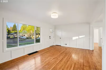 5818 NE 35th Pl, Portland, OR 97211 - Photo 4