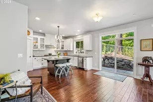 5862 SW Ralston Dr, Portland, OR 97239 - Photo 10