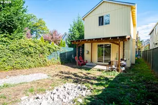 9809 N Exeter Ave, Portland, OR 97203 - Photo 26