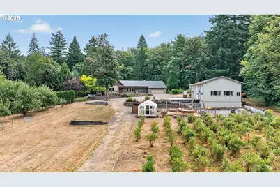 2060 SW Butler Rd, Gresham, OR 97080 - Photo 4