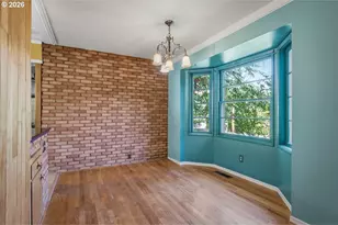 6434 SW Brugger St, Portland, OR 97219 - Photo 8