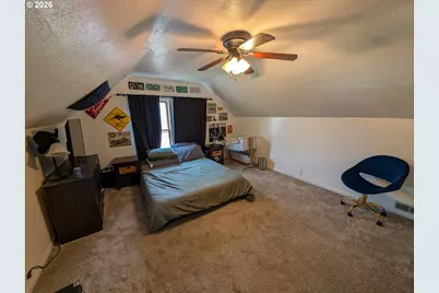 2104 1st St, La Grande, OR 97850 - Photo 16