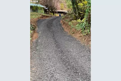 56010 Goldbrick Rd, Myrtle Point, OR 97458 - Photo 16