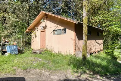 56010 Goldbrick Rd, Myrtle Point, OR 97458 - Photo 20