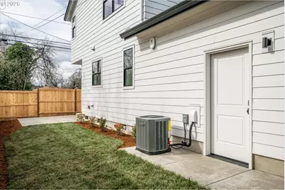 870 W 25th Ave, Eugene, OR 97405 - Photo 32