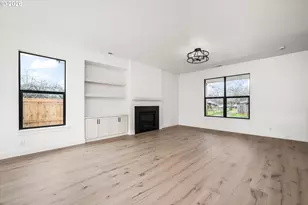 870 W 25th Ave, Eugene, OR 97405 - Photo 6