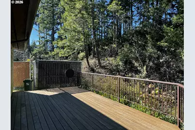 5635 Martin Rd, Florence, OR 97439 - Photo 6