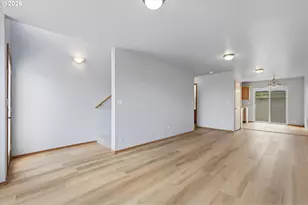 400 SE 2nd St, Troutdale, OR 97060 - Photo 4