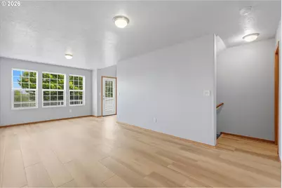 400 SE 2nd St, Troutdale, OR 97060 - Photo 6