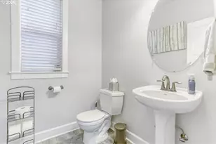 12314 SE Verlie St, Happy Valley, OR 97086 - Photo 18