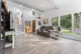 89042 W Randolph Ln, Bandon, OR 97411 - Photo 8