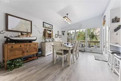 89042 W Randolph Ln, Bandon, OR 97411 - Photo 10