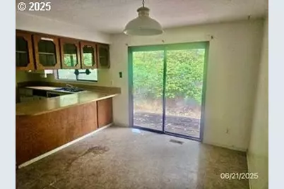 266 Woodruff Mountain Rd, Roseburg, OR 97471 - Photo 14