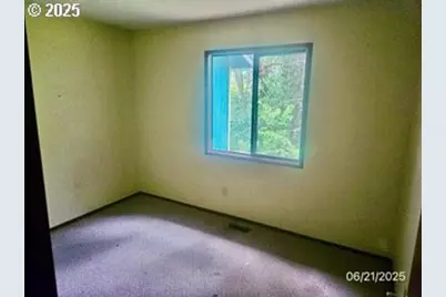 266 Woodruff Mountain Rd, Roseburg, OR 97471 - Photo 10