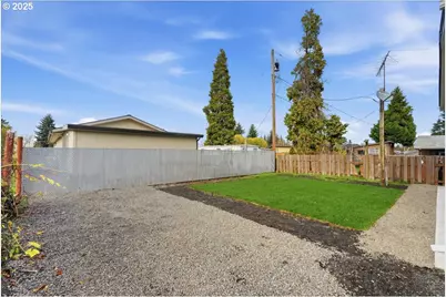 20815 Walnut St, Aurora, OR 97002 - Photo 34