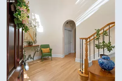 10871 SW Brown St, Tualatin, OR 97062 - Photo 6