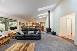 6100 Teal Creek Rd, Dallas, OR 97338 - Photo 4