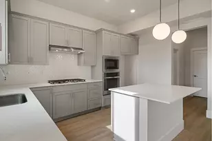 11882 SW Strobel Rd, Beaverton, OR 97007 - Photo 12