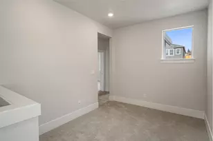 11882 SW Strobel Rd, Beaverton, OR 97007 - Photo 26